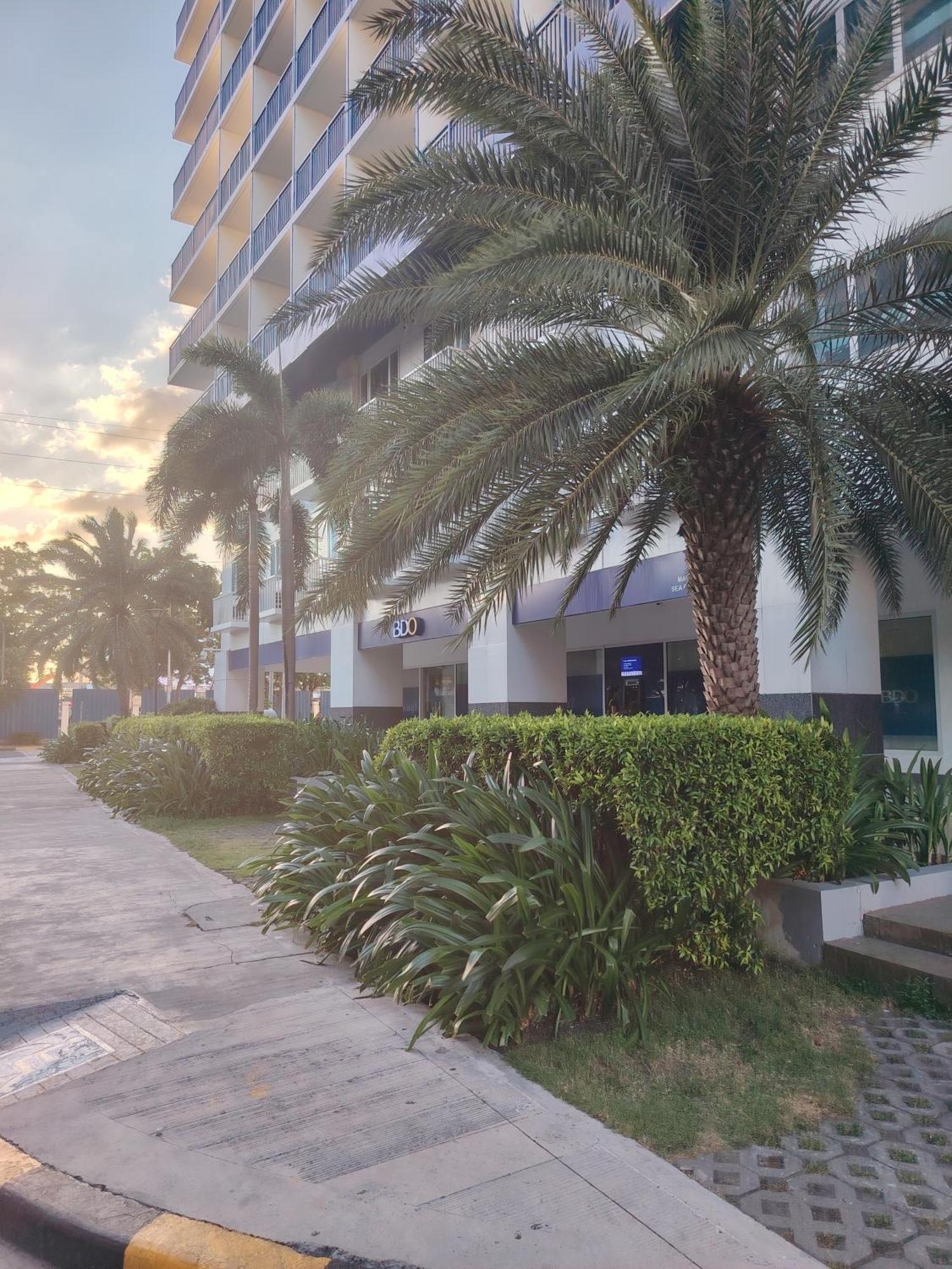 Smdc Moa Condotel Pasay Eksteriør billede